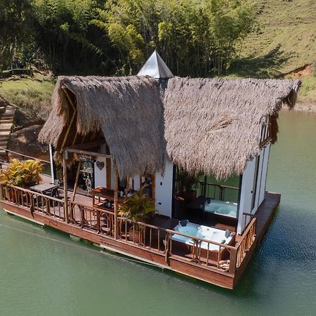 Ibuku Hotel Guatape - Chalets מראה חיצוני תמונה