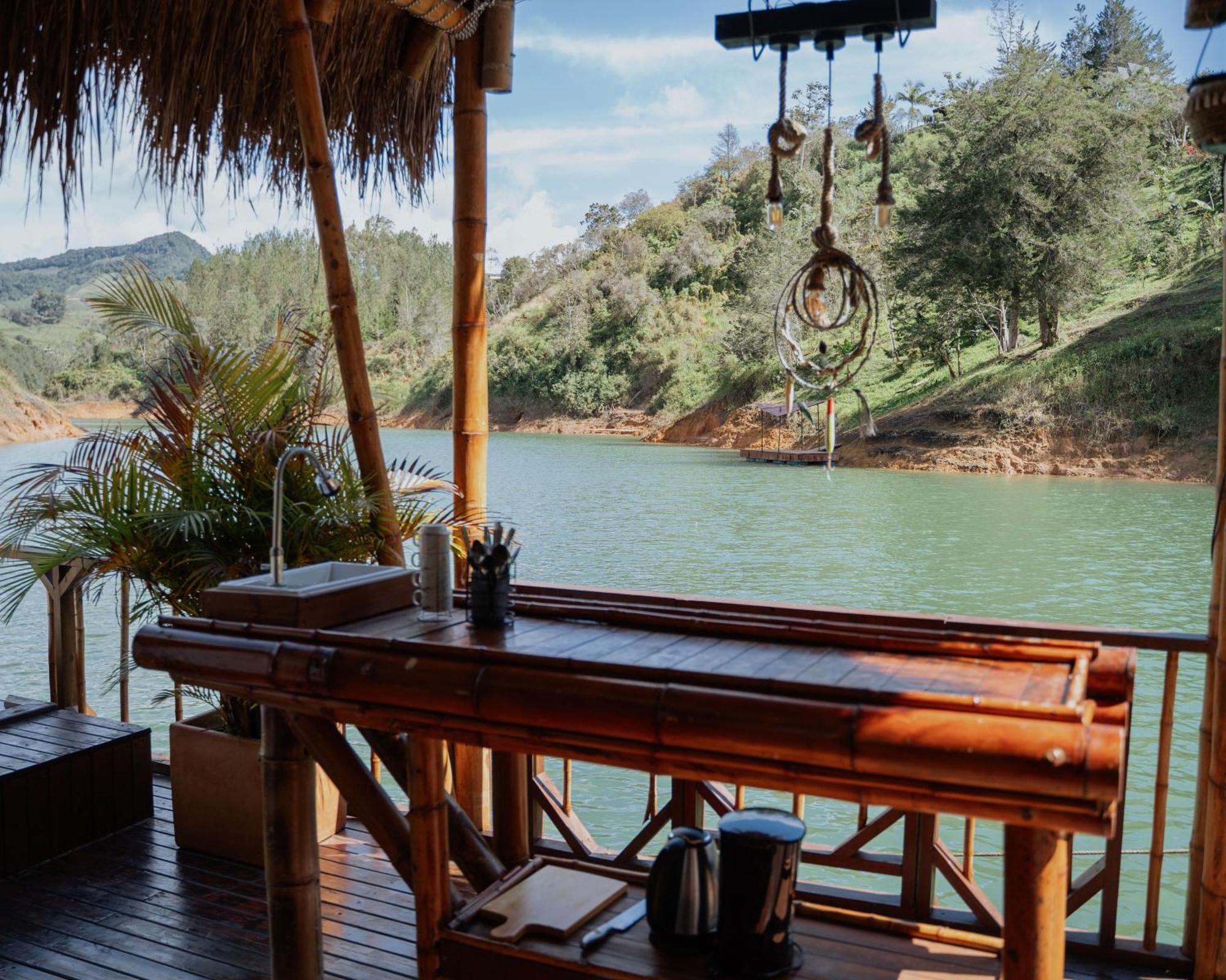 Ibuku Hotel Guatape - Chalets חדר תמונה