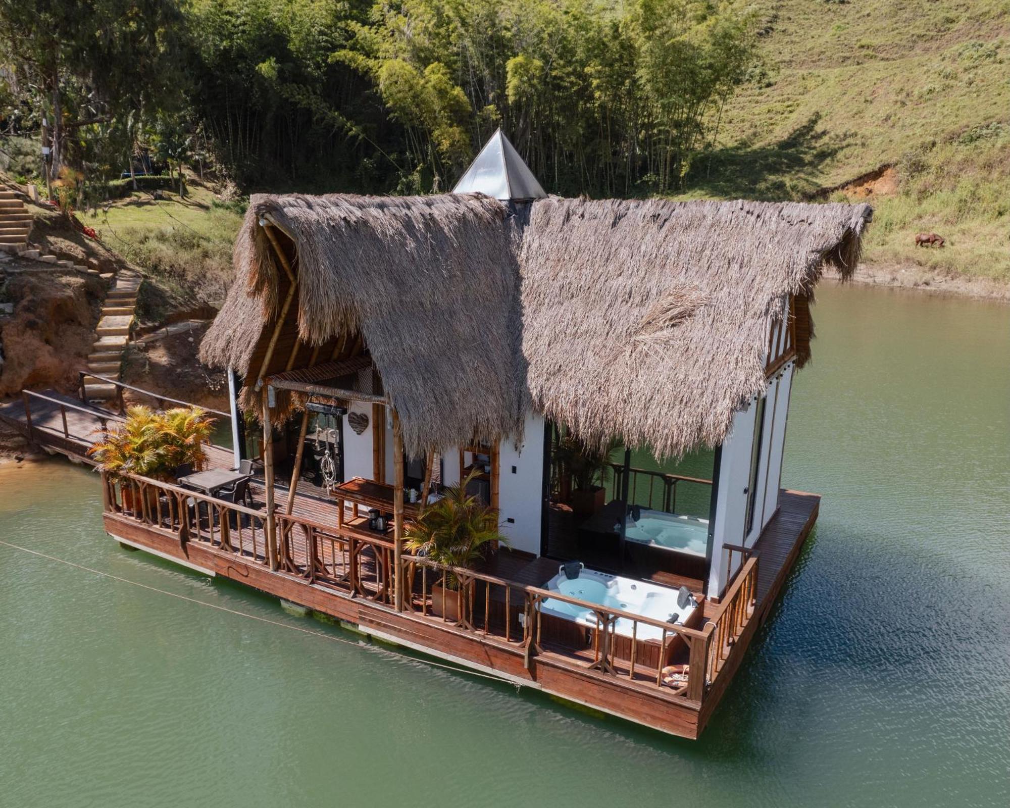 Ibuku Hotel Guatape - Chalets מראה חיצוני תמונה
