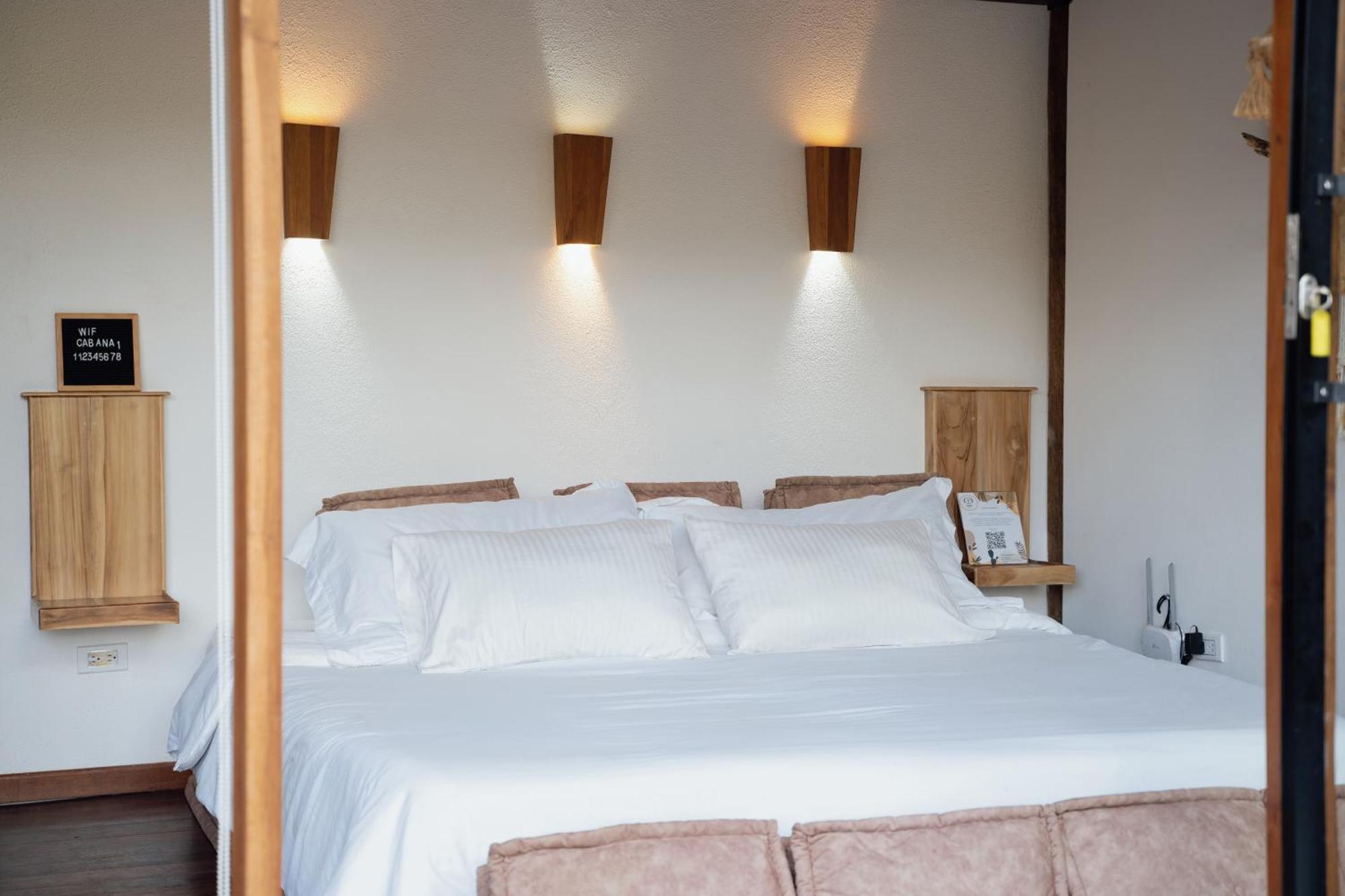 Ibuku Hotel Guatape - Chalets חדר תמונה