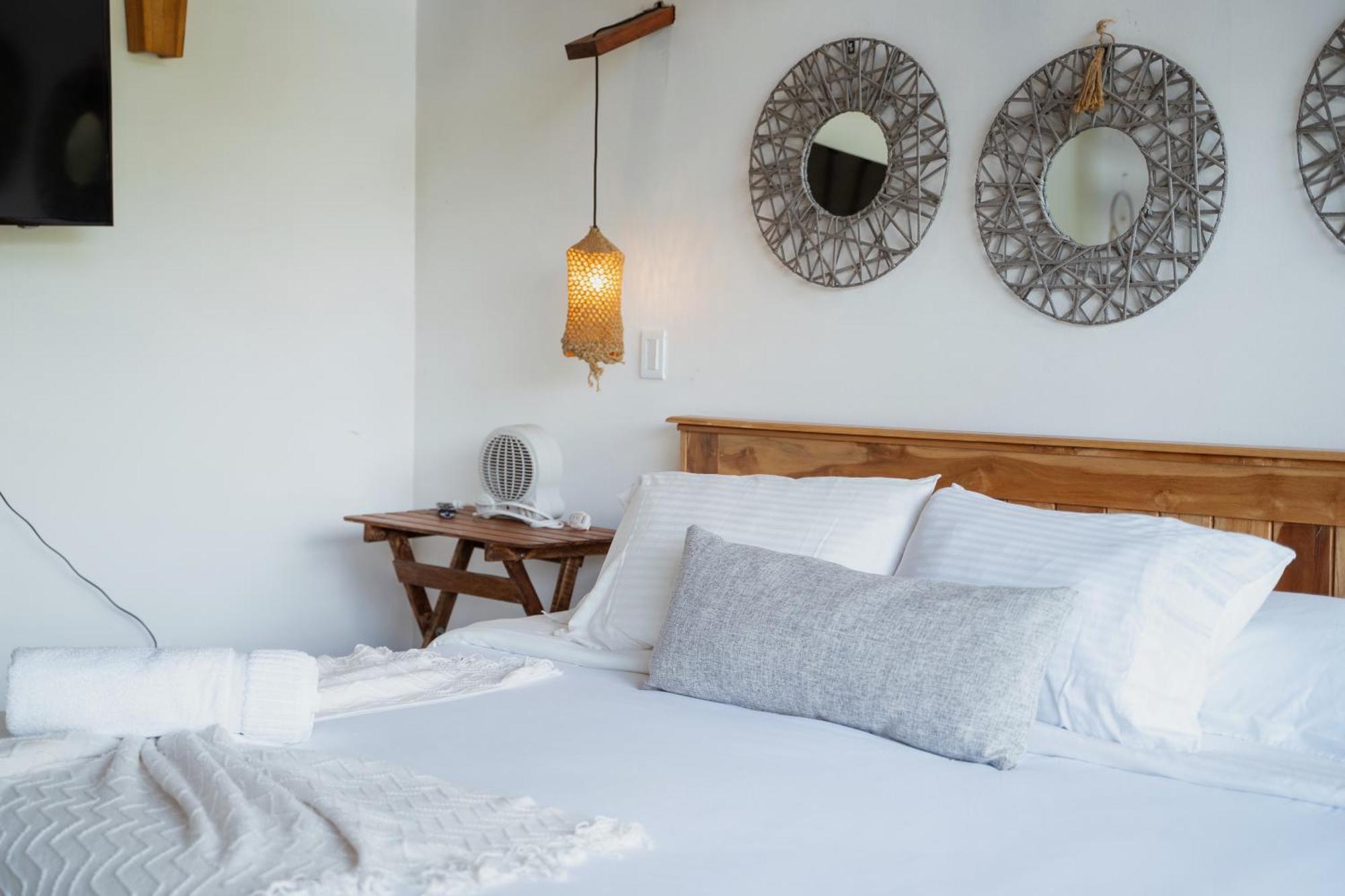Ibuku Hotel Guatape - Chalets חדר תמונה
